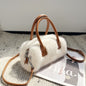 Tote Bag With A Vintage Niche Design Featuring Intricate Faux Mink Fur Detailing