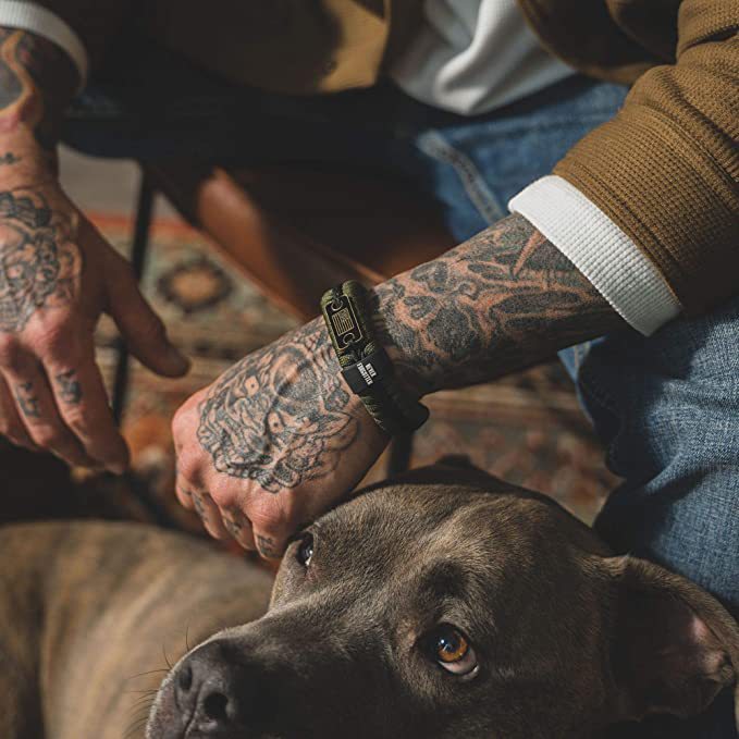 Tactical Survival Bracelet For Men In Green